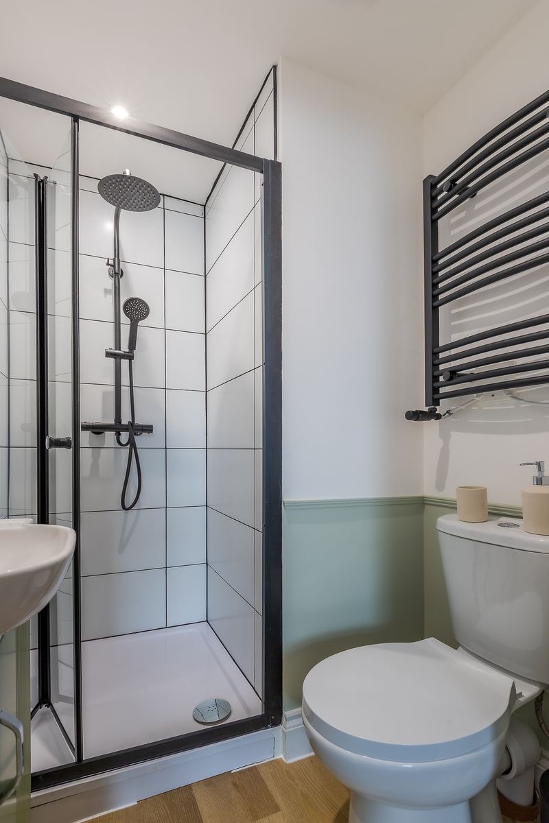 En-suite shower room