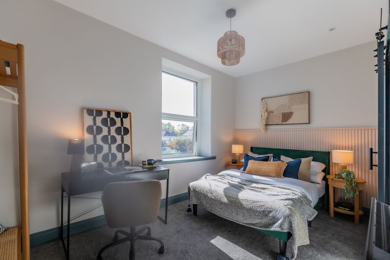 Bedroom with desk