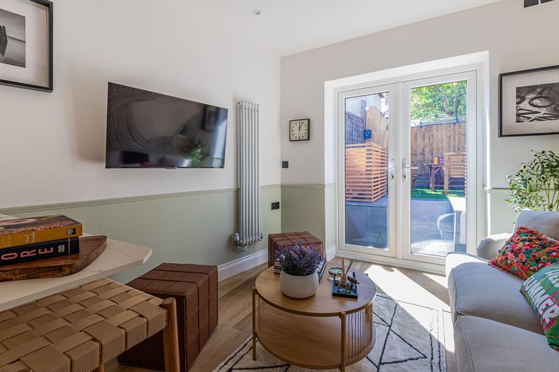 Living room opening onto the garden