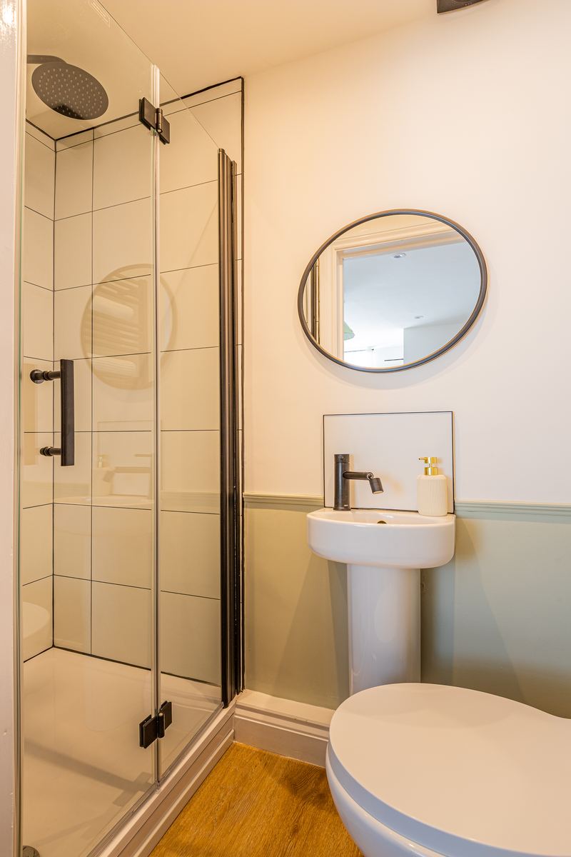 En-suite shower room