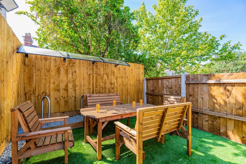 Garden seating